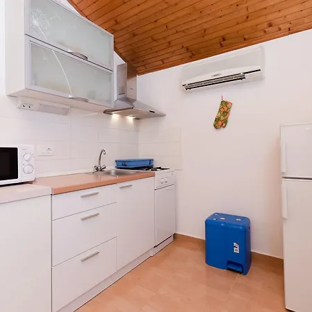 Stanislav Apartment Mošćenička Draga